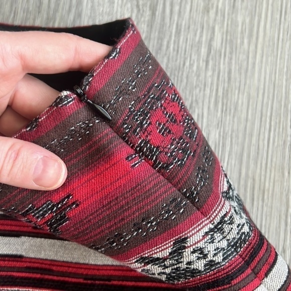 Fifteen Twenty Aztec Print Skirt Size 2 - Picture 2 of 8